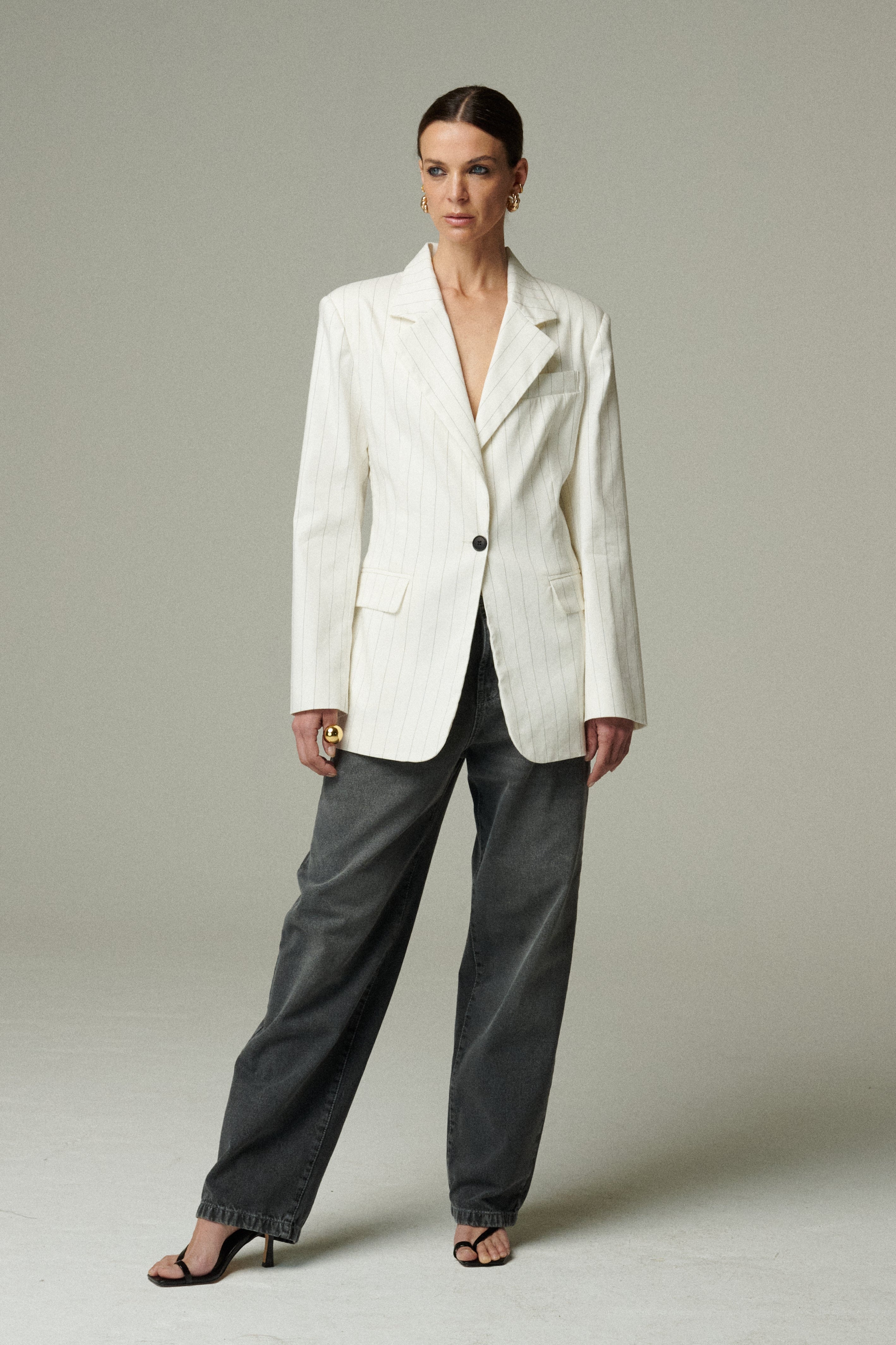 LOOK_28