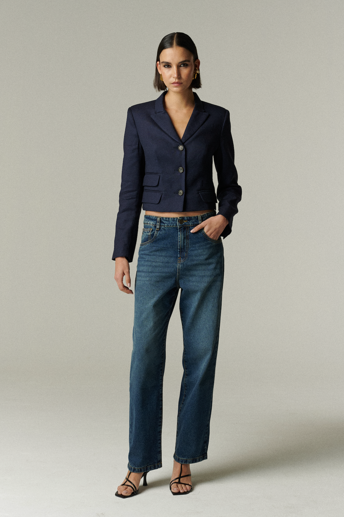 LOOK_32