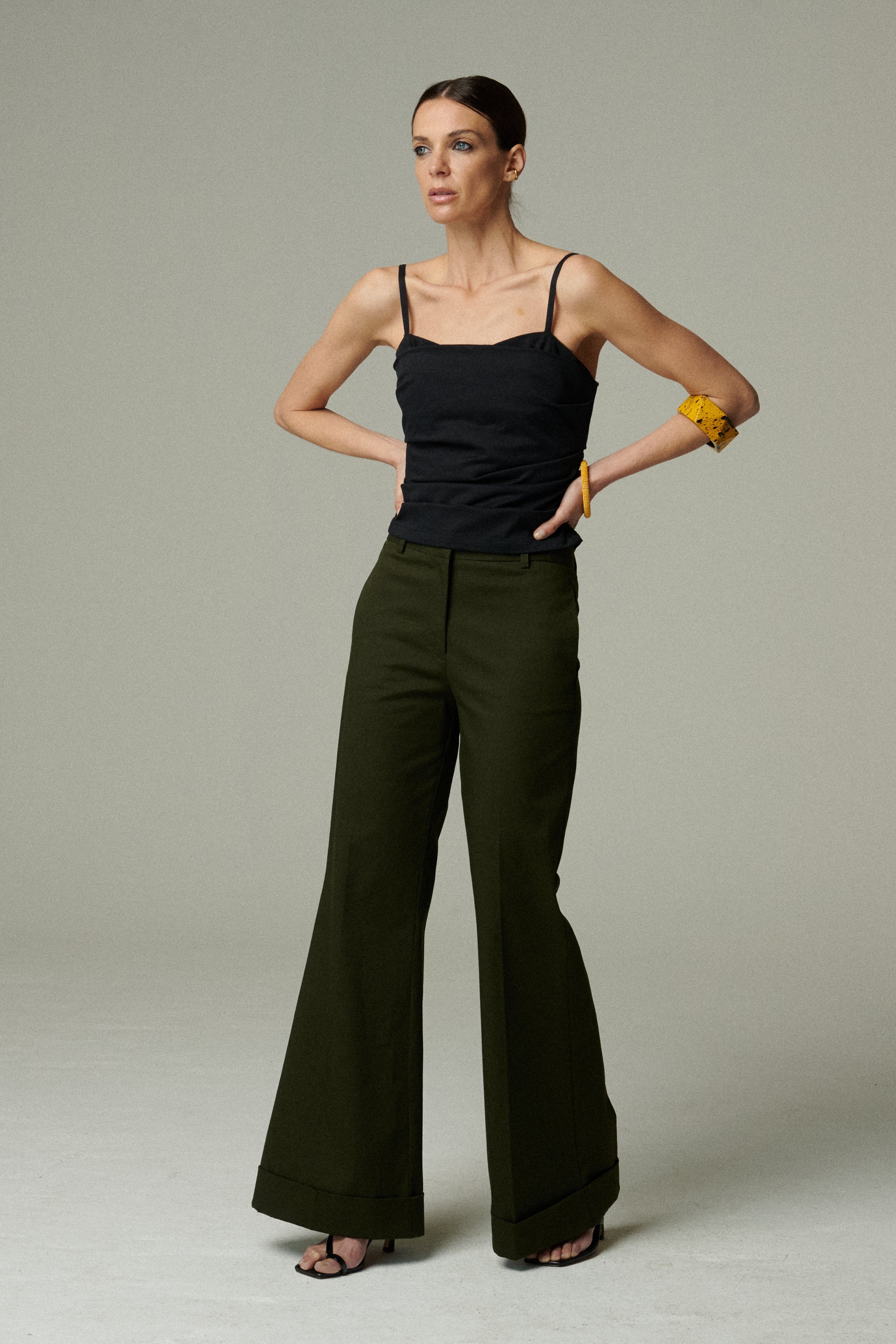LOOK_23