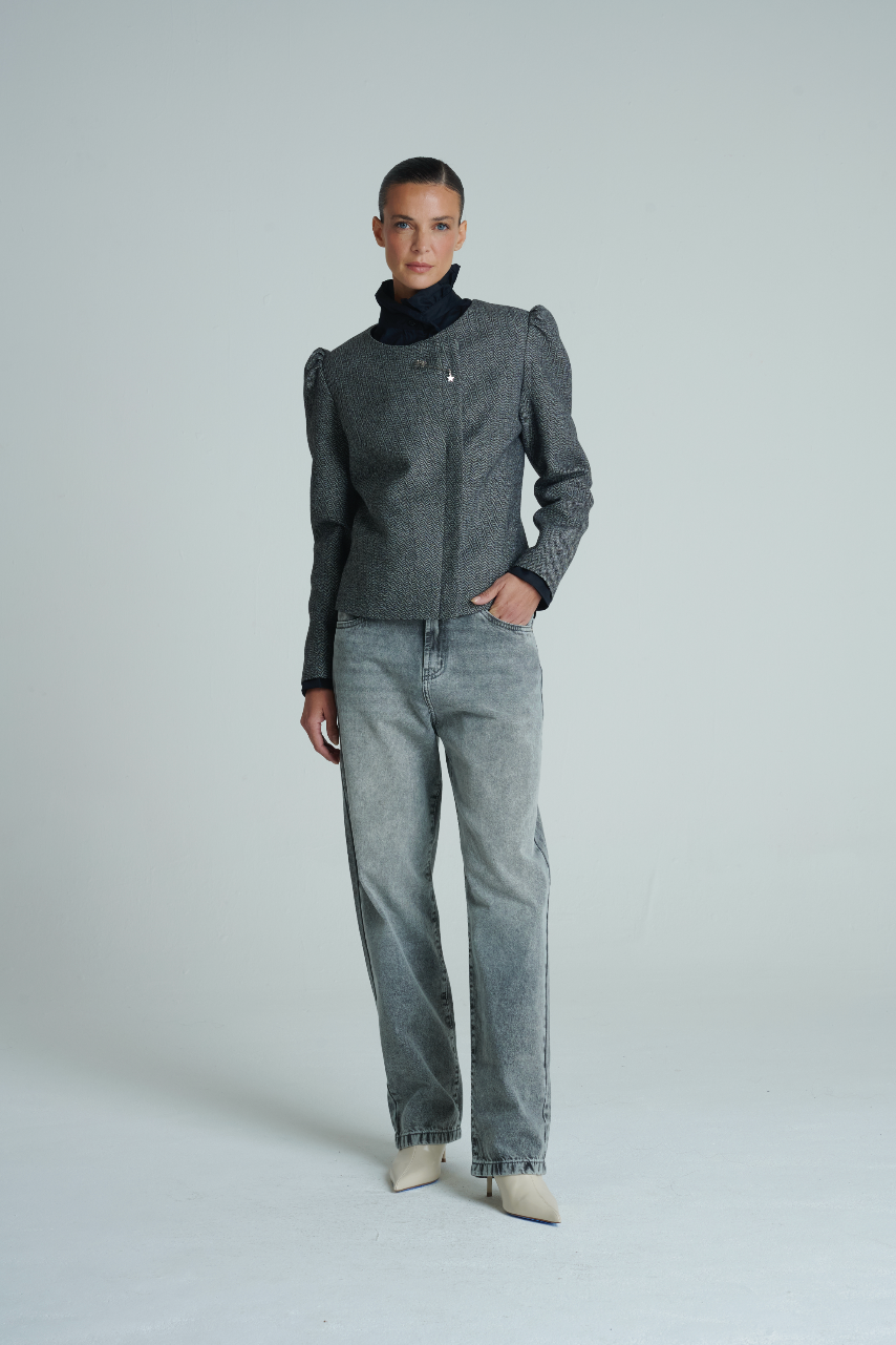 LOOK 24